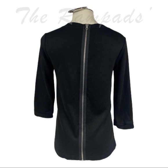 NWOT Solid Black Gap 3/4 Sleeve Back Zipper Shirt Size Small - Picture 4 of 11